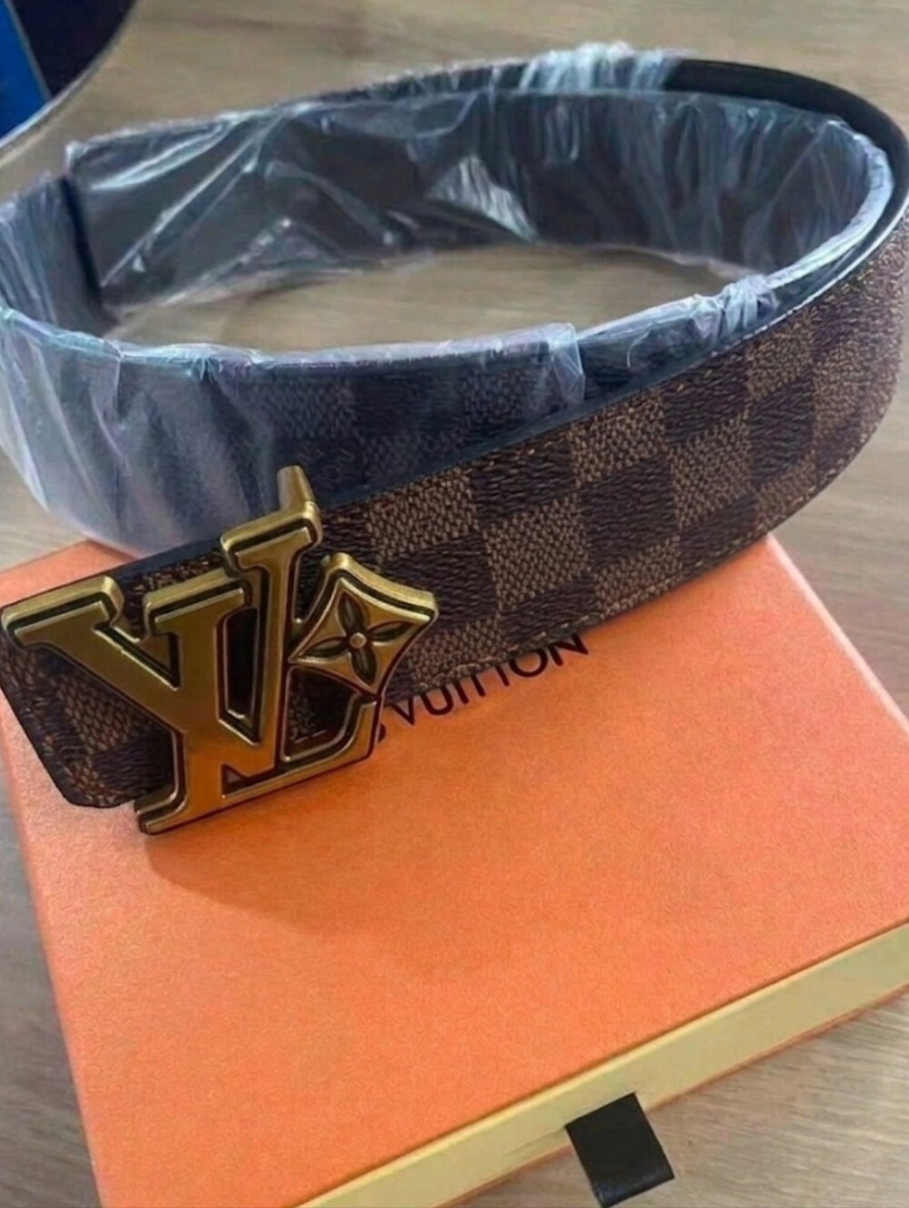 ONE LEFT! Brown Checkered Belt w/High-end Buckle 110cm Eur95